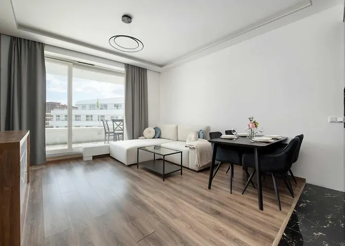 Modern Apartment In The Center Of Wroclaw With Air Conditioning And Balcony By Noclegi Renters