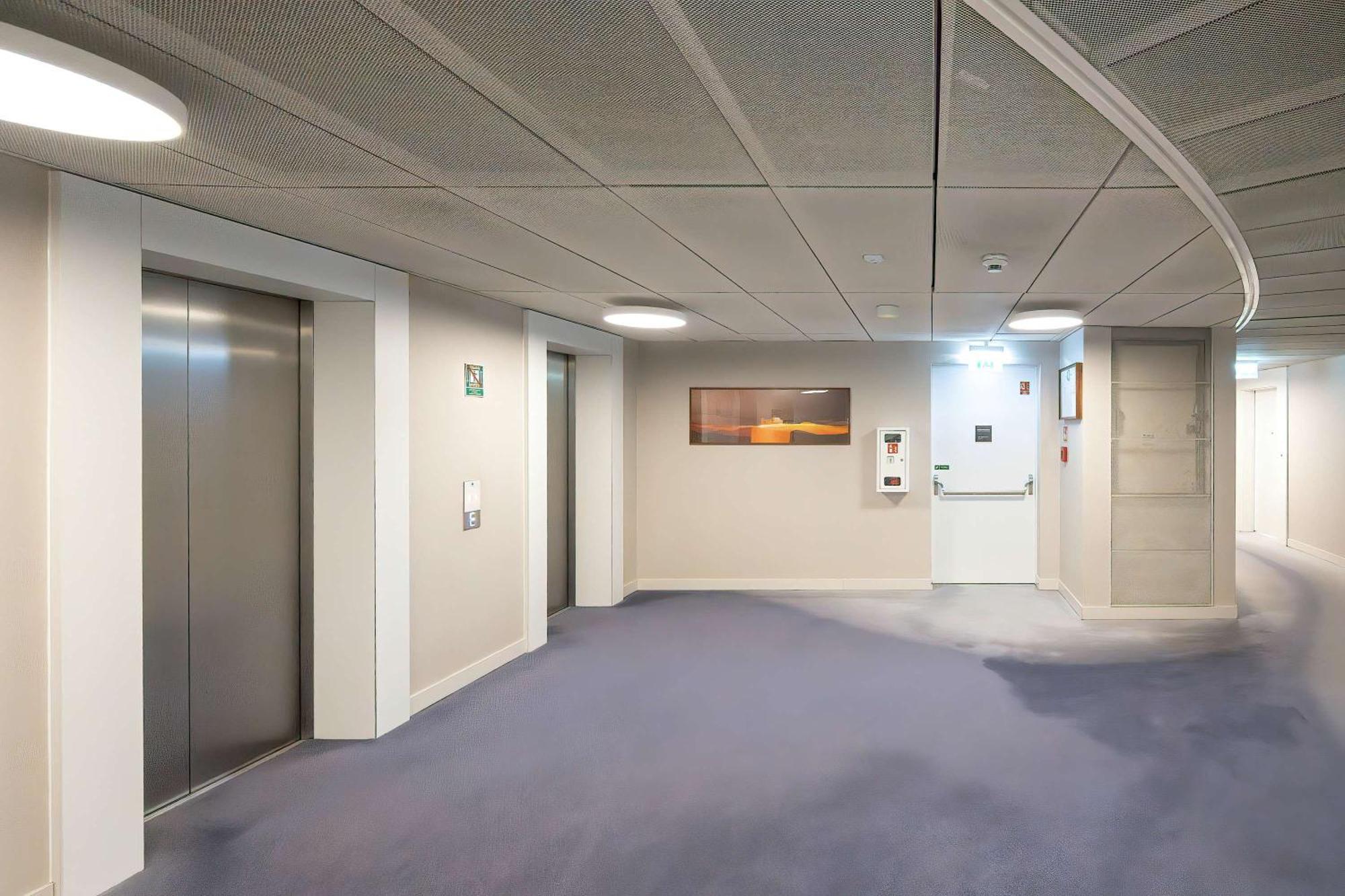 Modern In The Center Of With Air Conditioning And Balcony By Renters