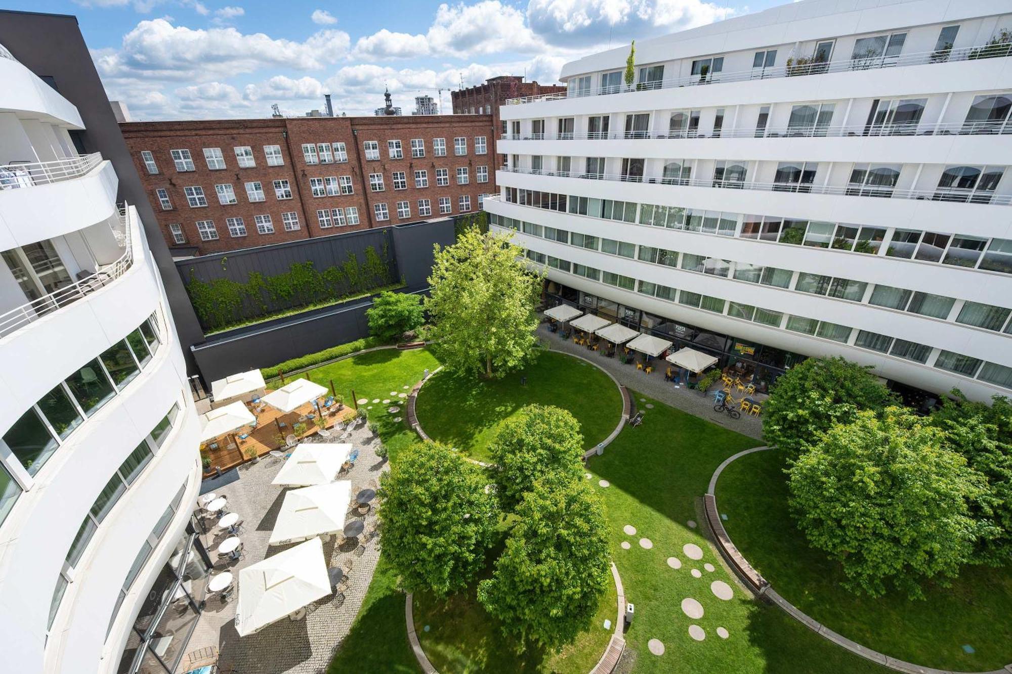 Modern In The Center Of With Air Conditioning And Balcony By Renters Apartament Wrocław
